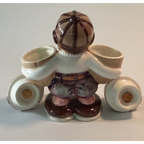 Salt And Pepper Shakers Ceramic Football Player  JAPAN Vintage 4.5" - Picture 5 of 5